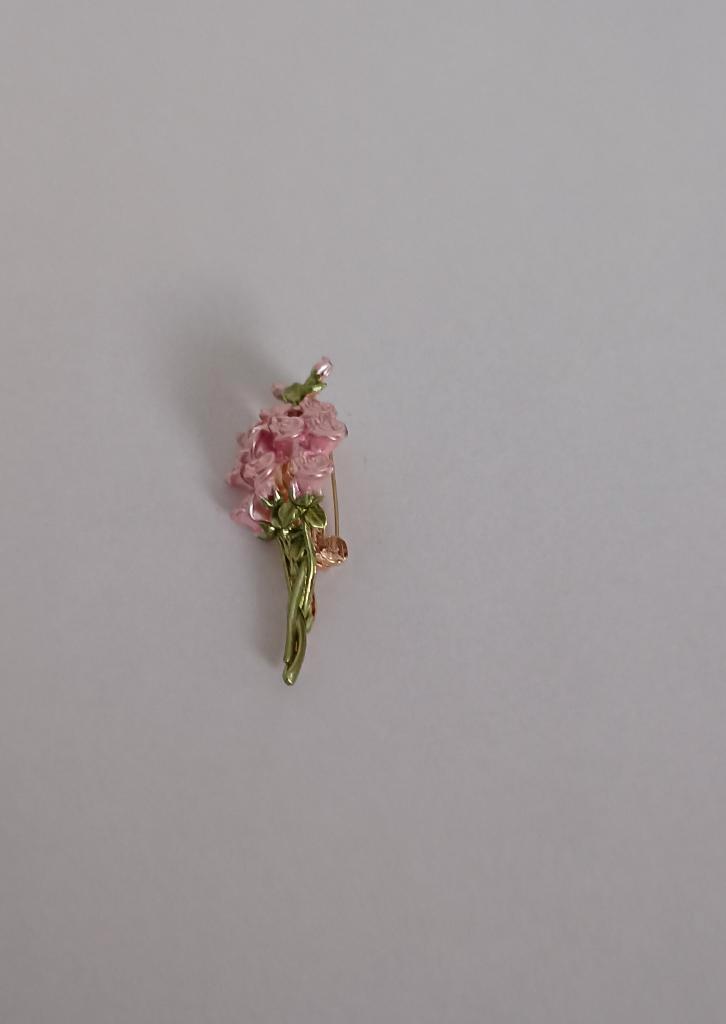 Roos broche, Sieraden, Tassen en Uiterlijk, Broches, Nieuw, Overige materialen, Overige kleuren, 4 tot 7 cm, Ophalen of Verzenden