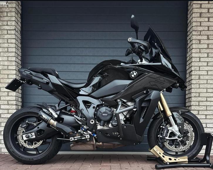Bmw s1000xr BLACKSTORM 2024 170 PK FULL OPTIONS, Motoren, Motoren | Yamaha, Particulier, Toermotor, meer dan 35 kW, 4 cilinders