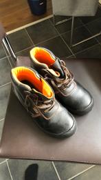 Werkschoenen met stalen neus maat 38., Ophalen of Verzenden, Zo goed als nieuw