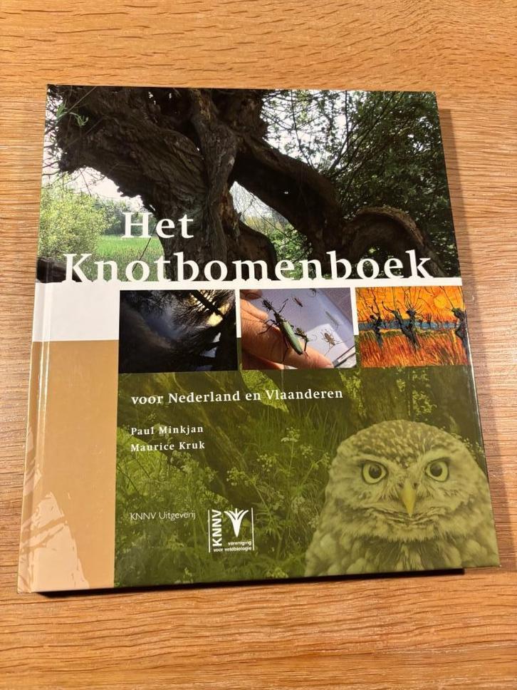 Het Knotbomenboek Paul Minkjan, Boeken, Natuur, Zo goed als nieuw, Bloemen, Planten en Bomen, Ophalen of Verzenden