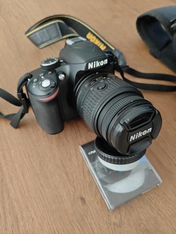 Nikon D3200 en 18-55 lens beschikbaar voor biedingen