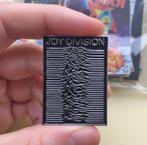 Joy Division Collectors Enamel Pin Broche Unknown Pleasures, Verzenden, Nieuw, Foto of Kaart