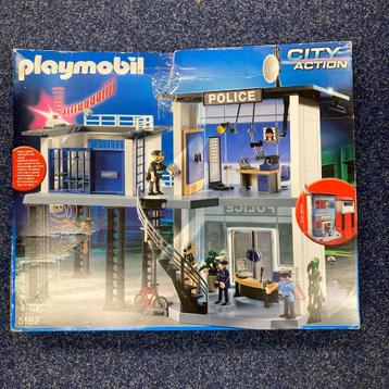 Playmobil 5182 politiebureau met gevangenis beschikbaar voor biedingen