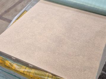 Aktie €21,50pm²! Terrastegels zand nuance 60x60x4 s-partij beschikbaar voor biedingen