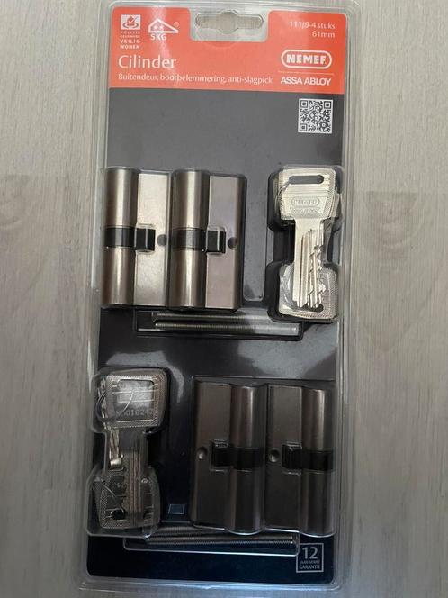 Cilinders sloten gelijk sluitend nemef 111/9-4 stuks 61 mm, Doe-het-zelf en Verbouw, Hang- en Sluitwerk, Nieuw, Slot, Ophalen of Verzenden