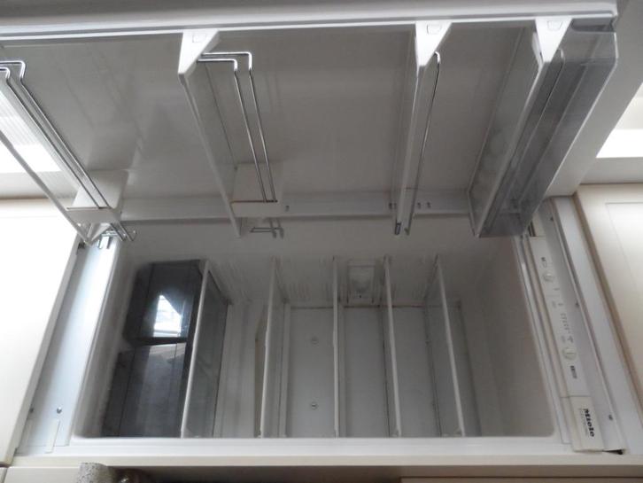 Miele (Liebherr) koel-vries combinatie onderdelen, gebr, Witgoed en Apparatuur, Koelkasten en IJskasten, Zonder vriesvak, 200 liter of meer