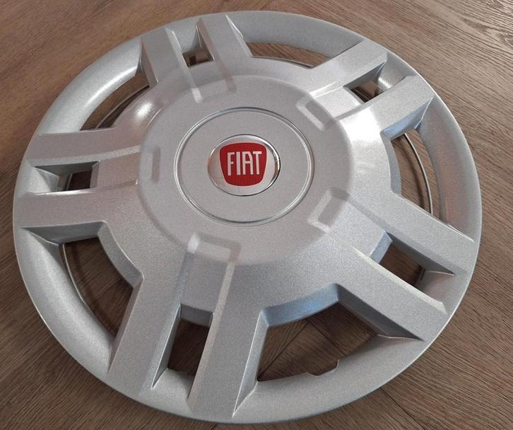 Wieldop Fiat Ducato Rood 15 inch (set van 4 stuks), Auto diversen, Wieldoppen, Nieuw, Ophalen of Verzenden
