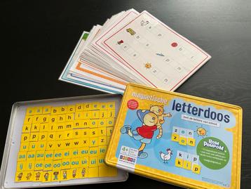 Magnetische letterdoos groep 3 + vele extra kaarten beschikbaar voor biedingen