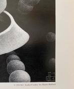M.C. Escher art-print Bond of Union in aluminium lijst, Huis en Inrichting, Woonaccessoires | Schilderijen, Tekeningen en Foto's