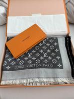 Louis Vuitton Monogram Denim Shawl, Maat 46/48 (XL) of groter, Louis Vuitton, Ophalen of Verzenden, Zo goed als nieuw