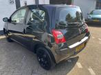 Renault Twingo 1.2-16V Authentique /Nieuwe apk/Nieuwe distri, Voorwielaandrijving, Gebruikt, 4 cilinders, 4 stoelen