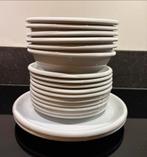 Bordenset - Diverse Borden en Kommen, Ophalen of Verzenden, Zo goed als nieuw, Bord(en), Effen