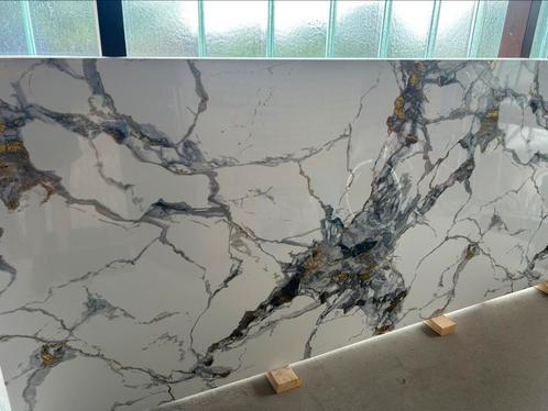 PVC Marmer, hoogglans met gold, wandpaneel 280x 122, Doe-het-zelf en Verbouw, Platen en Panelen, Nieuw, Overige materialen, Minder dan 20 mm