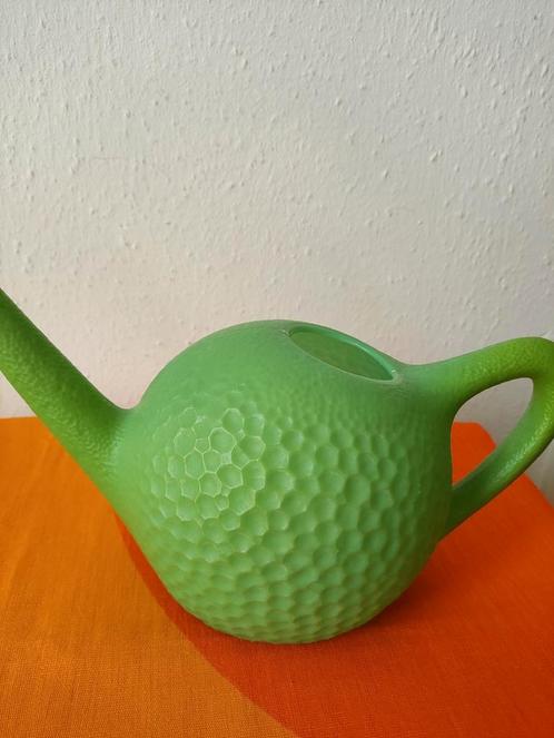 Mooie groene vintage gieter van Vitri, Tuin en Terras, Gieters, Gebruikt, Kunststof, Verzenden