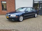Volvo S80 2.8 T6 AUT Twin Turbo 272PK NIEUWE APK, Auto's, Volvo, 1800 kg, Beige, Blauw, S80
