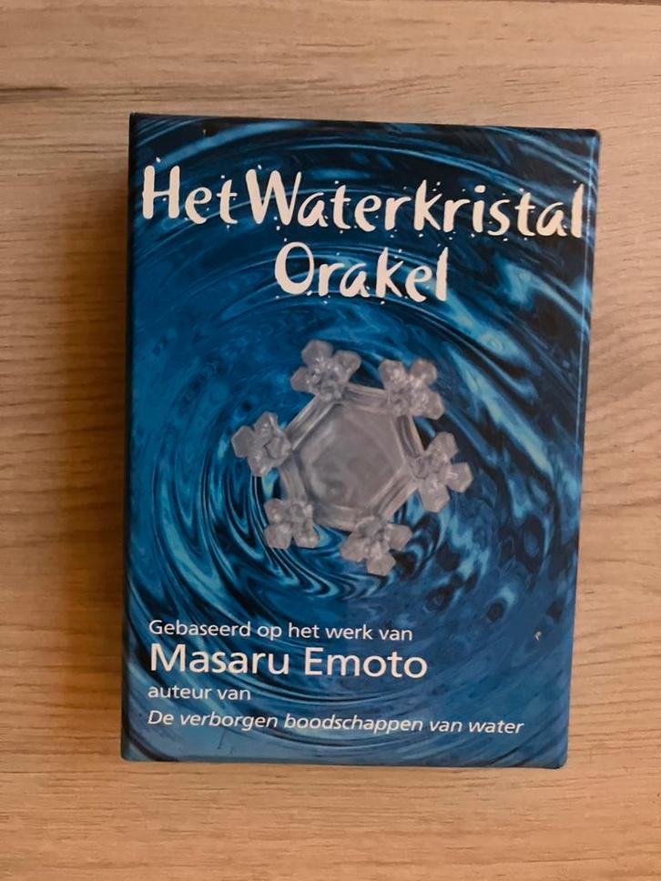 Het Waterkristal Orakel - Masaru Emoto - orakelkaarten, Boeken, Esoterie en Spiritualiteit, Zo goed als nieuw, Overige typen, Tarot of Kaarten leggen