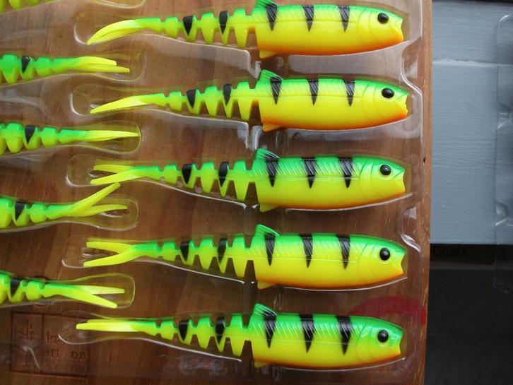 22 grams Savage Gear Cannibal Minnow / roofvis shads, Watersport en Boten, Hengelsport | Roofvissen, Nieuw, Overige typen, Ophalen of Verzenden