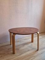 Vintage design Bijzettafeltje Mid

Century, Huis en Inrichting, Tafels | Bijzettafels, Gebruikt, Rond, Hout, 55 tot 75 cm