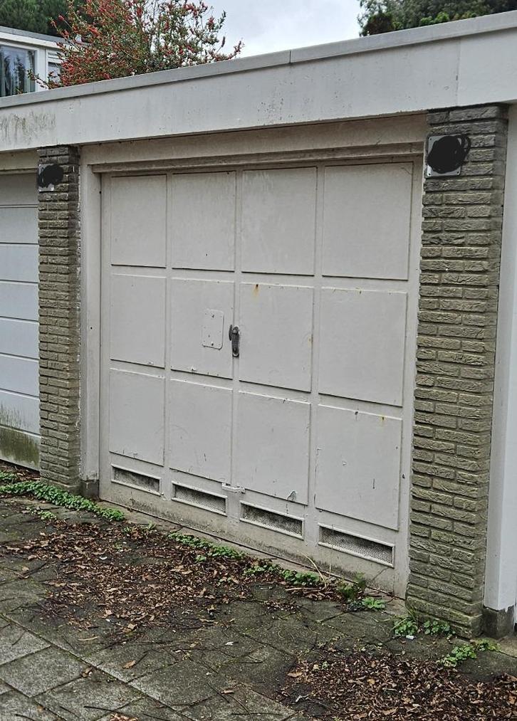 Garage / Garagebox / opslag / auto, Auto diversen, Autostallingen en Garages