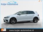 Volkswagen Golf 1.5 TSI Highline Business R Automaat, Auto's, 65 €/maand, 4 cilinders, 150 pk, Wit
