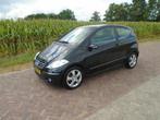 Mercedes-Benz A-Klasse 150 Avantgarde AFN TRHAAK ALLSEASON, Zwart, 4 cilinders, 400 kg, Leder en Stof