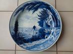 Delftsblauw Wandbord.Dame kijkt over zee.Van J Tuijnenburg, Ophalen