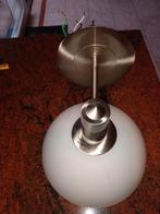 Muurlamp rvs met met melkglas schelp, Huis en Inrichting, Lampen | Wandlampen, Ophalen