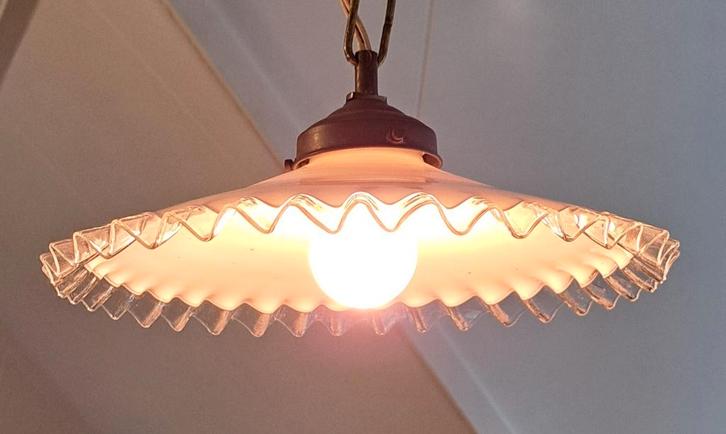 Art deco frans glazen kartel kapje hanglamp jaren 30 hallamp, Antiek en Kunst, Antiek | Lampen, Verzenden