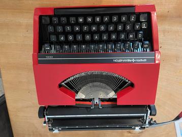 Vintage sperring remington typemachine  beschikbaar voor biedingen