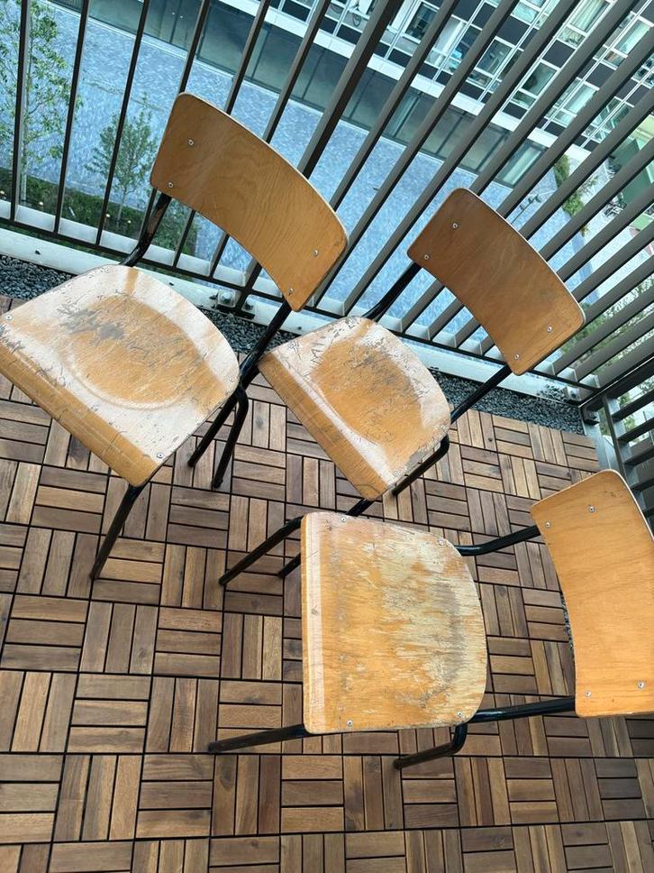 Obumex vintage formica stoelen: Belgisch designklassiekers, Huis en Inrichting, Stoelen, Gebruikt, Metaal, Zwart, Ophalen