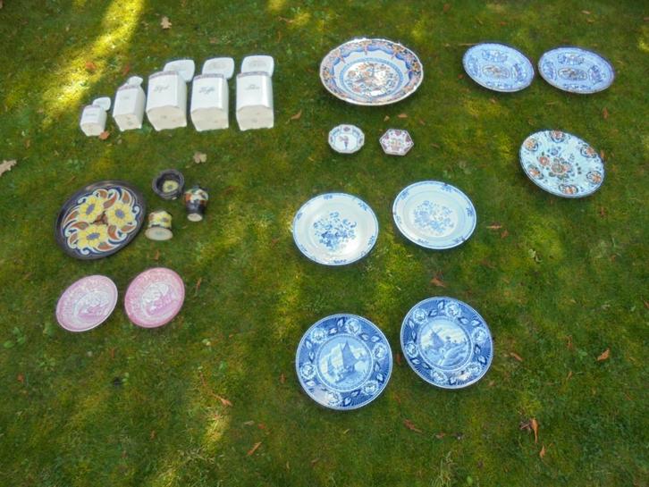 Porcelein en Aardewerk Makkum, Maastricht, Chinees, Engels, Antiek en Kunst, Curiosa en Brocante, Ophalen of Verzenden