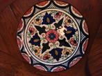 Sierbord uit Manises (Spanje) – “R. Dior Mare” – Ø 35,7 cm, Antiek en Kunst, Curiosa en Brocante, Ophalen of Verzenden