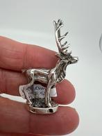 Zilveren miniatuur van een hert. Hoog: 5 cm., Ophalen of Verzenden
