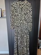 Bijna nieuwe jurk van LabelDot maat 38, Kleding | Dames, Ophalen of Verzenden, Nieuw, Maat 38/40 (M)
