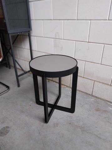 Banne Centre bijzettafel nero ingo | Nieuw | €755, nu €475 beschikbaar voor biedingen