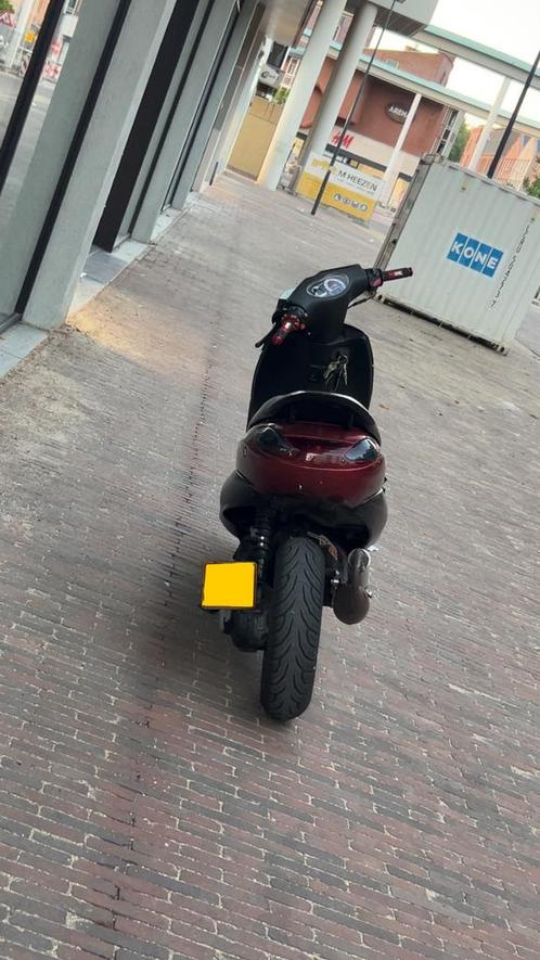 Vivacity 70cc, Fietsen en Brommers, Brommers | Peugeot, Zo goed als nieuw, Overige modellen, Maximaal 45 km/u, Ophalen