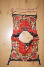 meerkleurige  'kustzijden' kraplap; Staphorster klederdracht, Antiek en Kunst, Antiek | Kleding en Accessoires, Ophalen of Verzenden