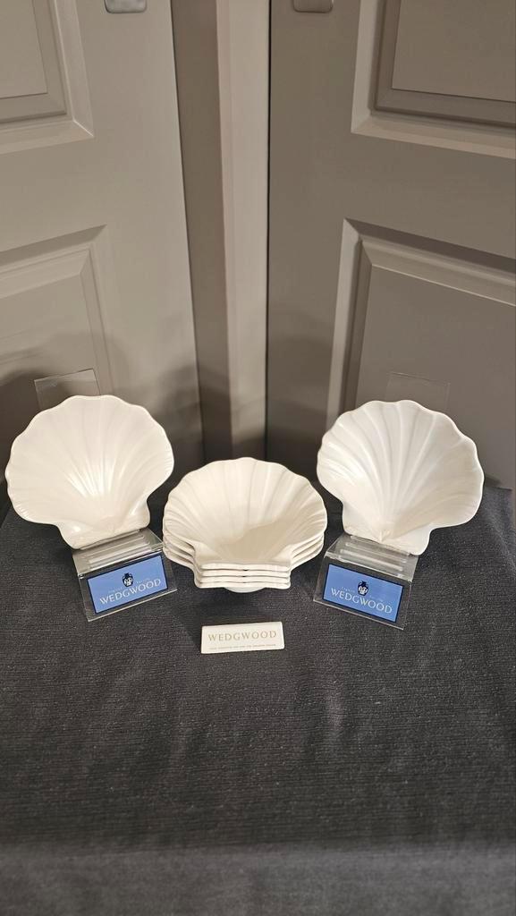 Wedgwood schelpen 16 cm moonstone zeer uniek, Antiek en Kunst, Antiek | Schalen, Ophalen of Verzenden