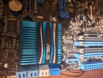 Te koop Asus Quadcore moederbord  beschikbaar voor biedingen