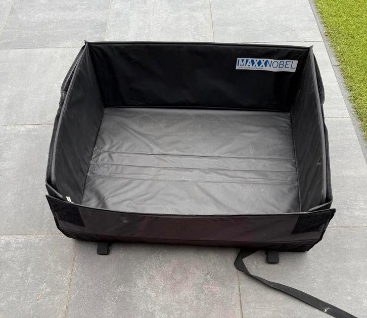 Auto beschermingsbox opvouwbaar, Dieren en Toebehoren, Hondenmanden, Zo goed als nieuw, Ophalen of Verzenden