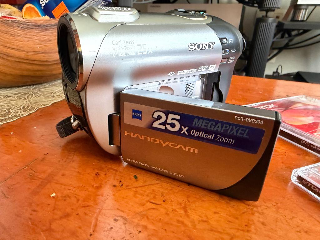 Sony DCR-DVD 306, Full HD, Dvd, 20x of meer, Ophalen of Verzenden