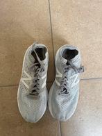 New Balance Hardloopschoenen - Maat 37, Kleding | Dames, Schoenen, Ophalen of Verzenden, Gedragen, Grijs, Sportschoenen