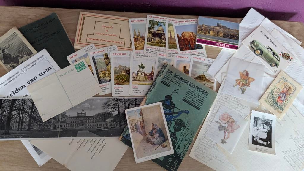 Leuke vintage ephemera set 2 junk journal, Hobby en Vrije tijd, Ophalen of Verzenden, Gebruikt