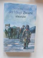 Zwarte sneeuw - Simone van der Vlugt - Hardcover, Boeken, Ophalen of Verzenden, Zo goed als nieuw, Simone van der Vlugt