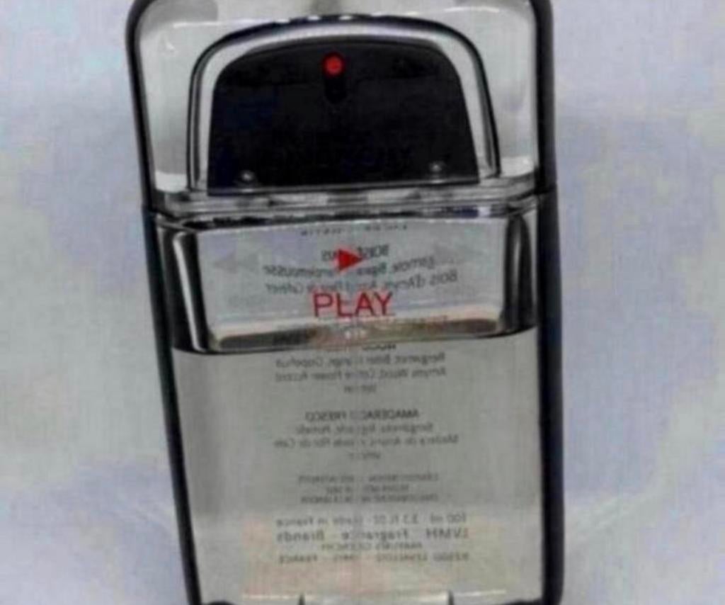 Parfum Play homme Givenchy 100 ml eau de toilette, Sieraden, Tassen en Uiterlijk, Uiterlijk | Parfum, Ophalen of Verzenden, Zo goed als nieuw