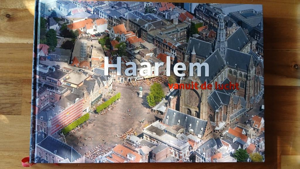 Boek C. Vaartjes - Haarlem vanuit de lucht, Ophalen of Verzenden, Zo goed als nieuw, C. Vaartjes