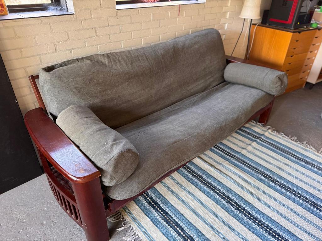 Mooie Abai/ aba-i slaapbank, Gebruikt, Tweepersoons, Minder dan 150 cm, Abai