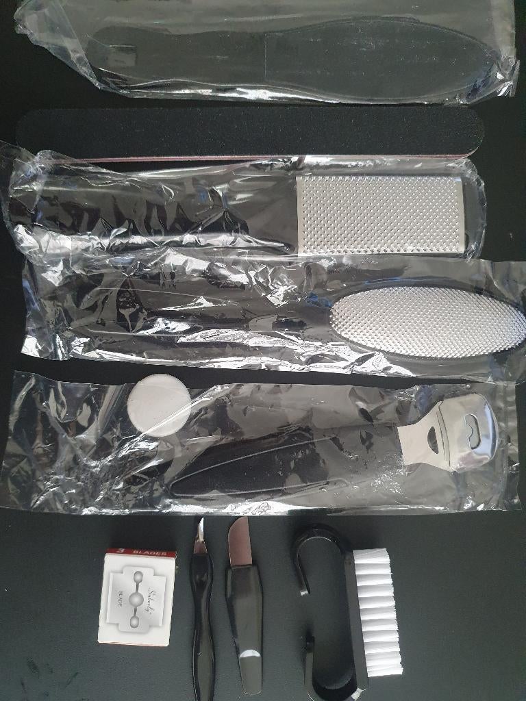 pedicure set nieuw nog nieuw in verpakking, Ophalen of Verzenden, Nieuw, Hand- en Voetverzorging