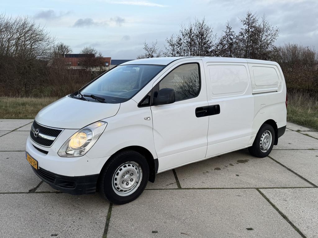 Hyundai H300 2.5 CRDi 136pk airco 2x schuifdeur trekhaak, 13 km/l, Electronic Stability Program (ESP), Gebruikt, Origineel Nederlands