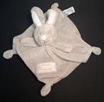 VIB (Very Important Baby) Pluche Knuffeldoekje Konijn, Ophalen of Verzenden, Zo goed als nieuw, Konijn